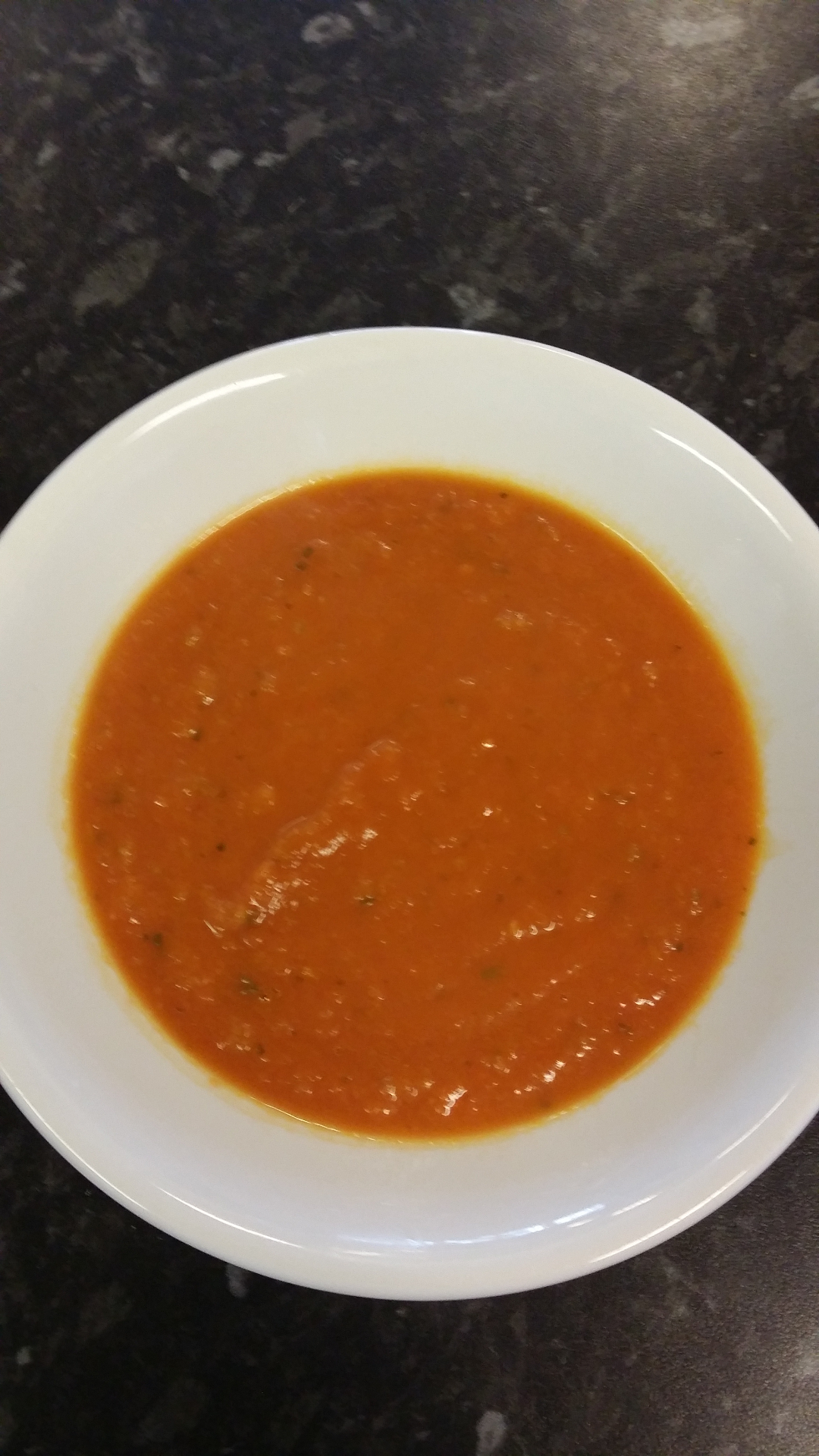Hjemmelaget tomatsuppe